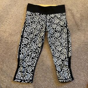 lulu lemon cropped leggings